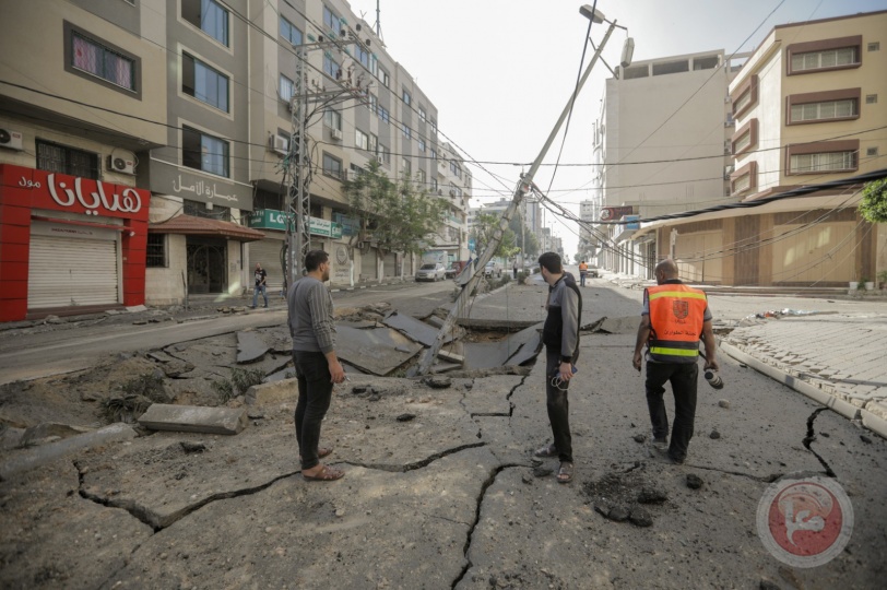 بلدية غزة: استهداف الاحتلال ل 40 شارعا ومفرقا يفاقم الأوضاع الإنسانية ويعيق حركة طواقم الطورائ