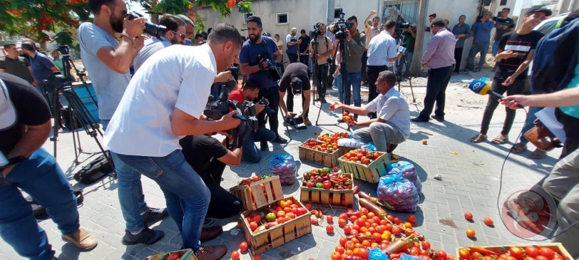 غزة: مزارعون يحتجون رفضاً لاشتراطات الاحتلال على صادراتهم الزراعية