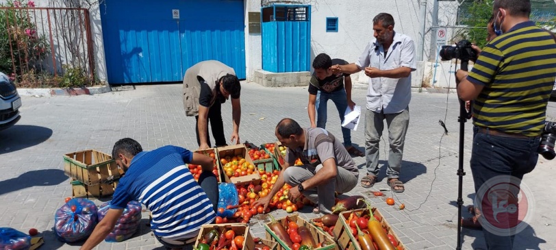 غزة: مزارعون يحتجون رفضاً لاشتراطات الاحتلال على صادراتهم الزراعية