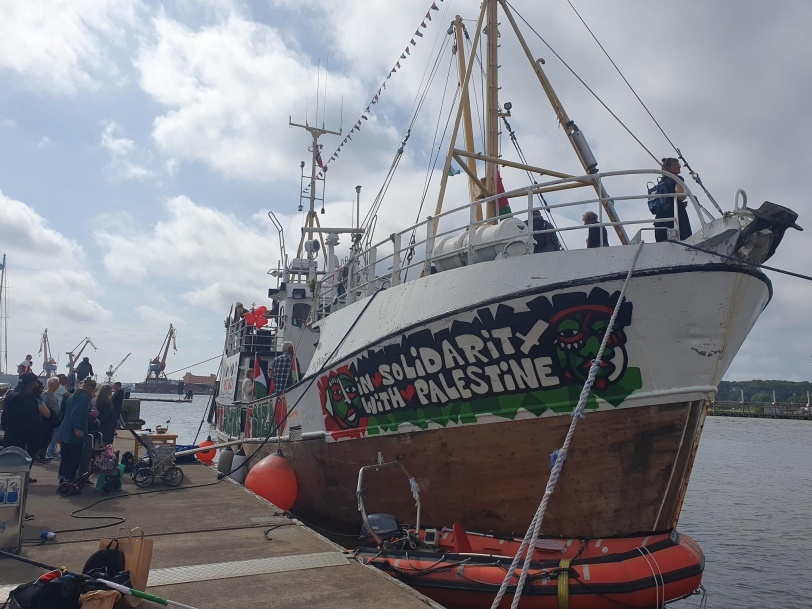 سفينة "حنظلة" تختتم المرحلة الأولى من الإبحار لكسر الحصار عن غزة