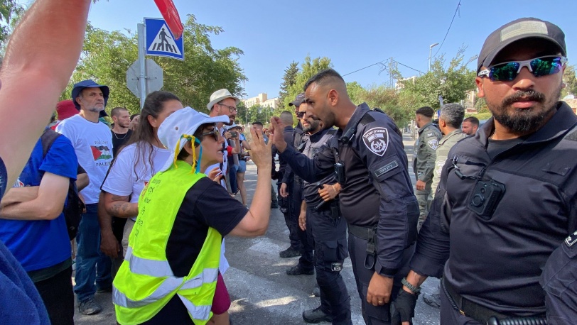 رغم قرار بن غفير- رفع العلم الفلسطيني خلال مظاهرة الشيخ جراح