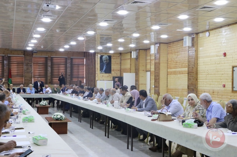 محافظة الخليل تحتضن اجتماع لجنة الحوار الوطني و المجتمعي