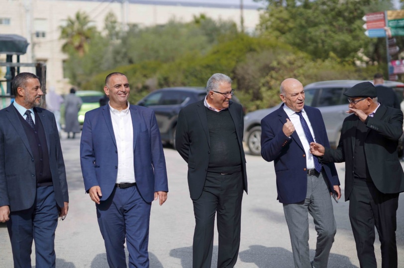 في زيارة رسمية بحضور وزير القدس: جامعة القدس ووزارة السياحة تتباحثان توحيد العمل في مجال الآثار