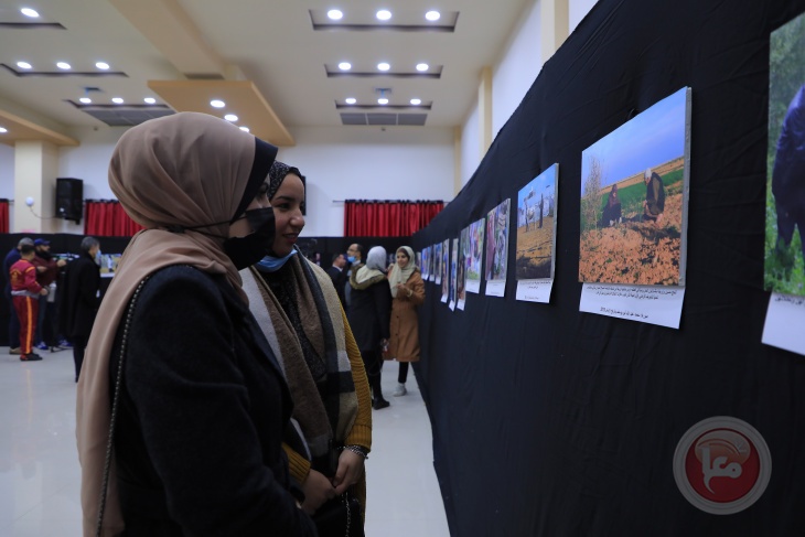 غزة: معرض للصور الفوتوغرافية حول واقع وأدوار المرأة الفلسطينية