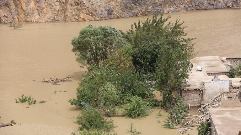 أفغانستان.. الفيضانات تخلّف31 قتيلا