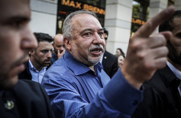 Lieberman launches a sharp attack on Netanyahu's government: It is illegitimate and it is time to replace it