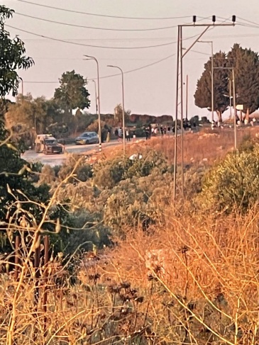 Settlers close Yasuf entrance