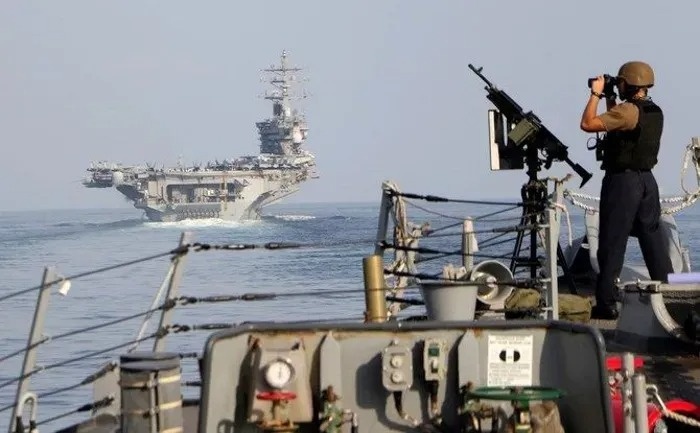 Houthis target two ships in the Red Sea and the Gulf of Aden