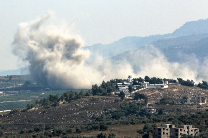 Israeli bombing targets outskirts of border villages in southern Lebanon