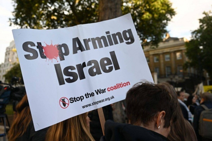 Demonstrations in cities and capitals around the world condemning the aggression on the Gaza Strip