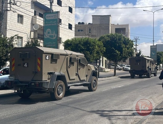 The occupation forces assault a citizen and seize a vehicle in Dura