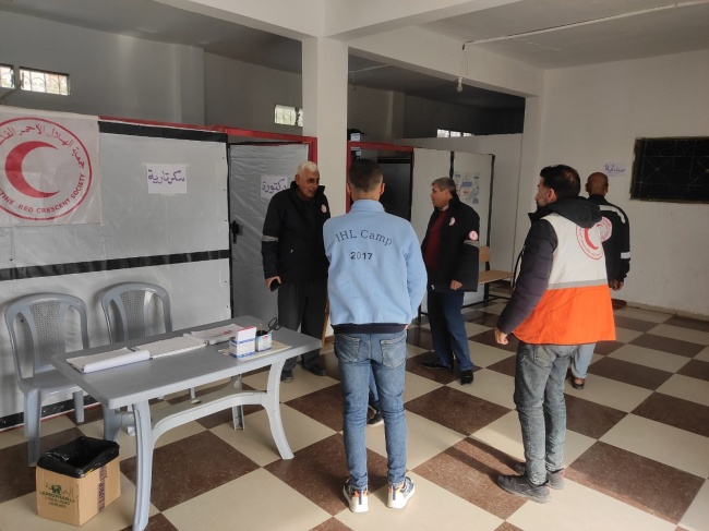 24 hours of medical service.. Red Crescent reinforces Nuseirat with a clinic and an ambulance point