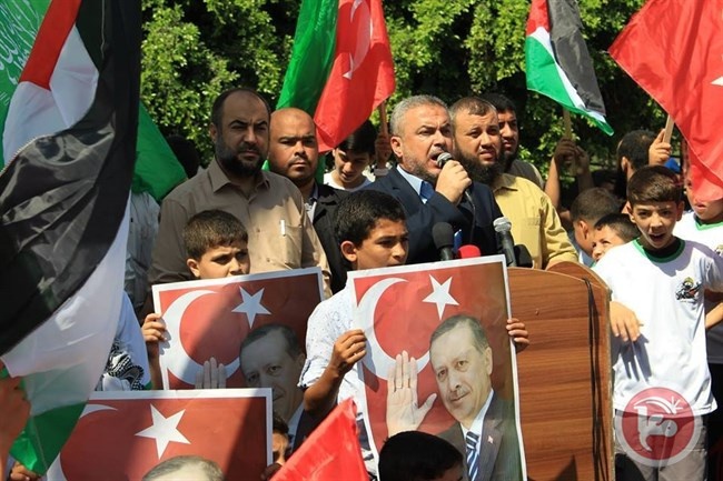 حماس ترفض الانقلاب في تركيا وتؤكد وقوفها الى جانب اردوغان