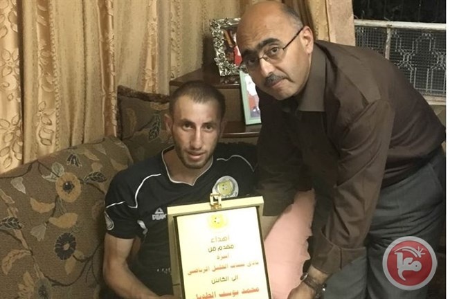 ادارة العميد تطمئن على اللاعب محمد الطويل