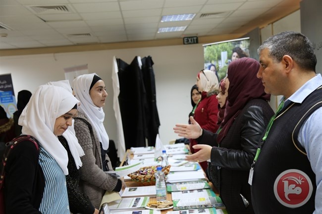 جامعة الخليل تستضيف فعاليات اليوم الإرشادي لطلبة &quot;الإنجاز&quot;