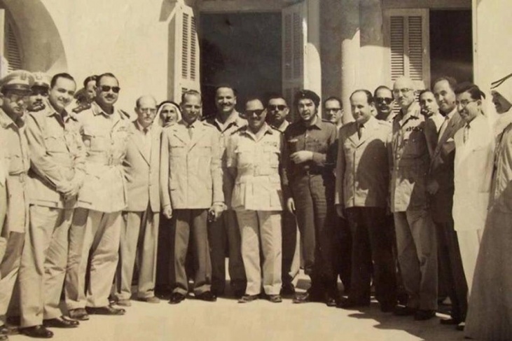 &lt;div&gt;صورة وتعليق: &lt;/div&gt;ارنستو تشي جيفارا خلال زيارة رسمية له في قطاع غزة عام 1959